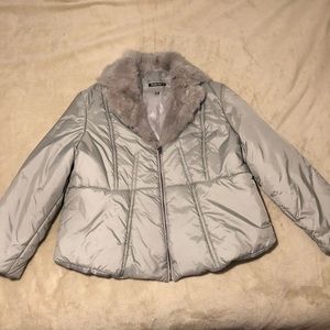 Silver grey puffer coat with fur collar 3X
